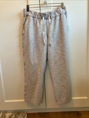 lululemon athletica Light Gray Capris with Drawstring Waist